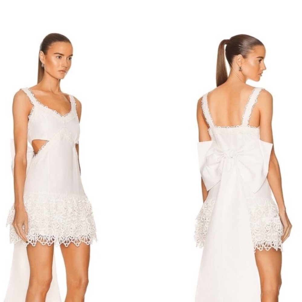 LoveShackFancy Anjanue Bow Detail Cutout
True White Mini Dress size 4 - Picture 5 of 5